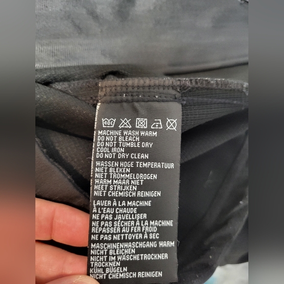 Harley Davidson Womens Jackets, Size Large - Picture 9 of 11